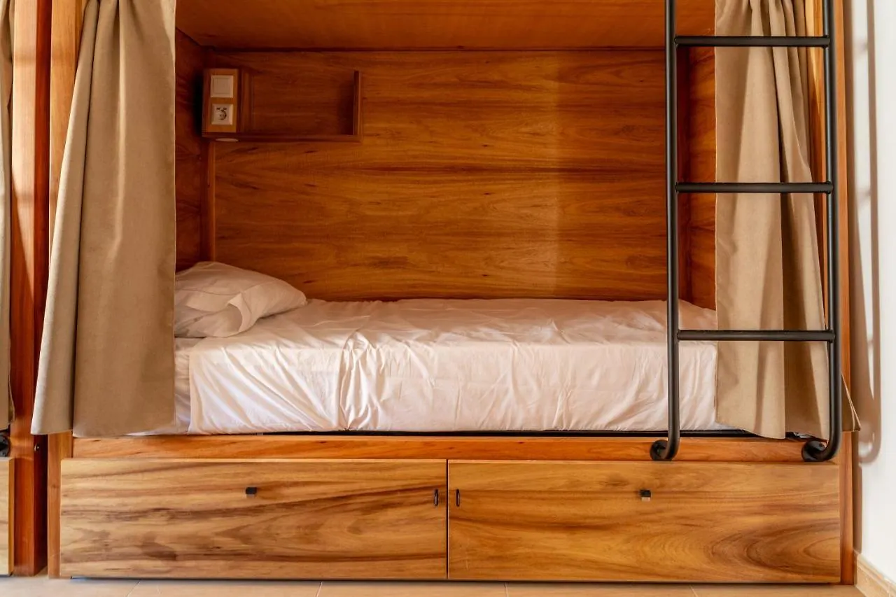 Lisbon Surf Hostel Carcavelos   Carcavelos (Lisbon)
