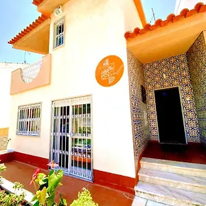 Albergue Do Sol Carcavelos House, Carcavelos (Lisbon)