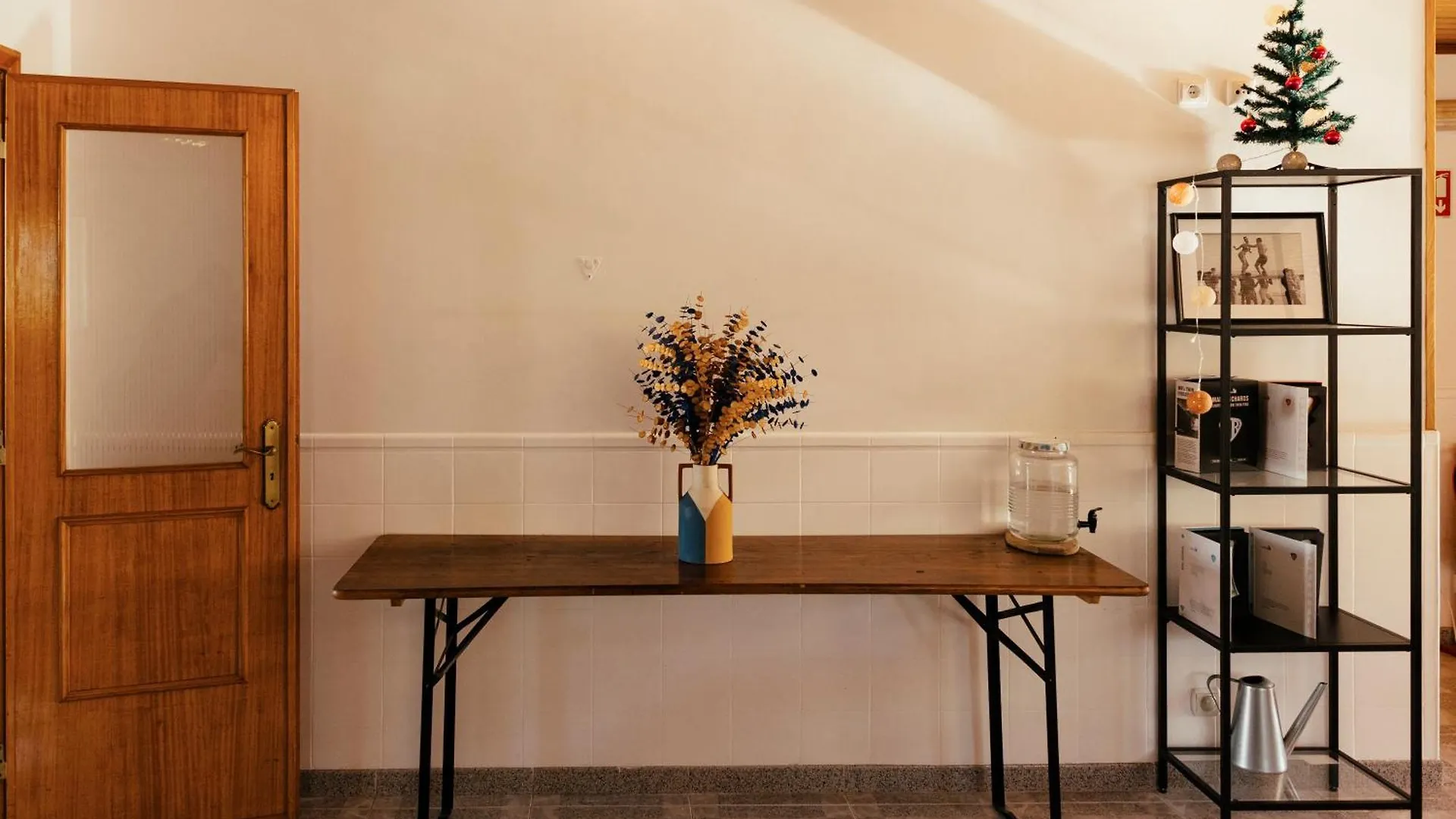 Lisbon Surf Hostel Carcavelos